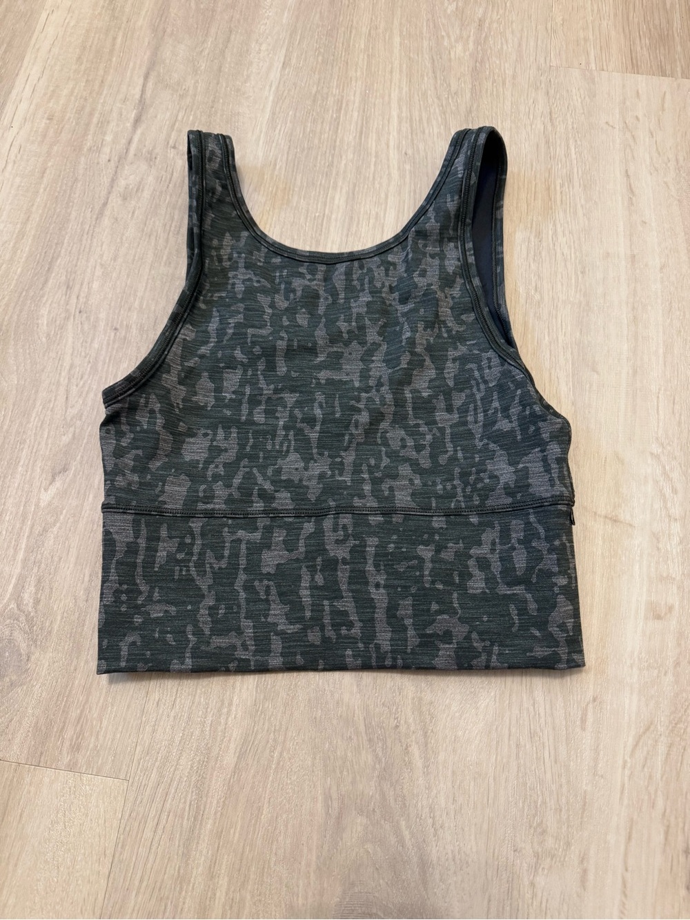 Lululemon Women's Black Green Camo Crop Tank Top